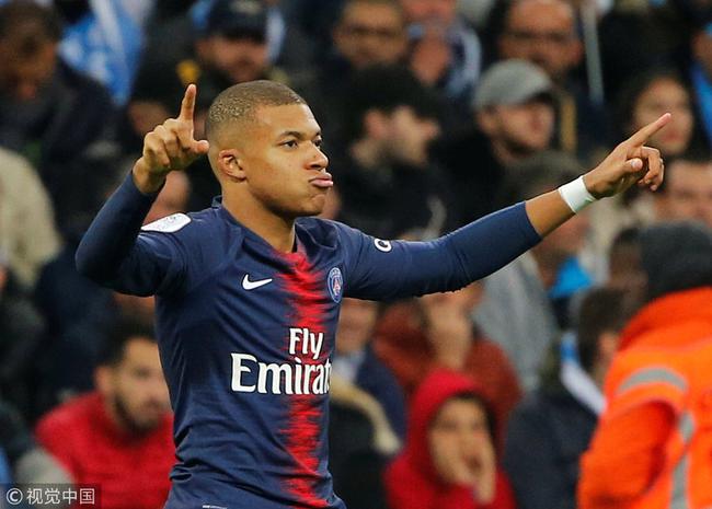 安东尼：我曾踢过一届世界杯，无惧竞争梦想再次参赛（安东尼：踢过世界杯，不惧竞争，盼再度出征）