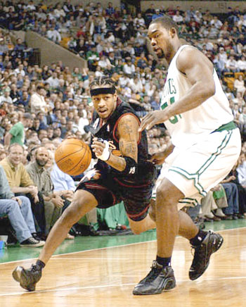 希克：我们拼到了最后一秒；球队进攻非常高效、防守也很紧密（希克：拼到最后一刻，球队进攻高效、防守严密）