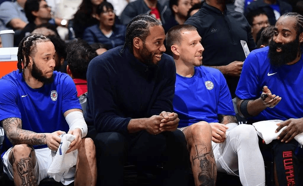 一场比赛，彻底翻身（一战逆袭，改写命运）