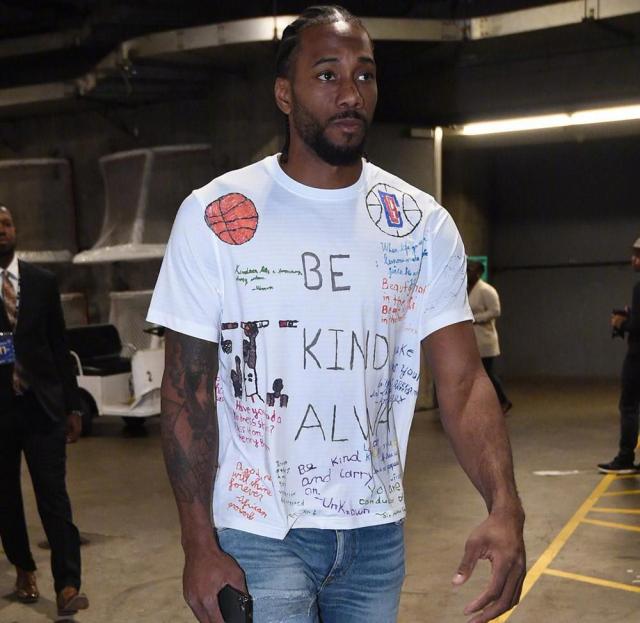 经纪人：那不勒斯今夏也有意博尼，但奥西利奥起了决定性作用（经纪人：那不勒斯今夏曾想签博尼，奥西利奥发挥决定性作用）