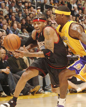 媒体人：赛事传播损失很大！央视每日仅转1场CBA比赛（媒体人：赛事传播受损严重，央视每天仅播一场CBA）