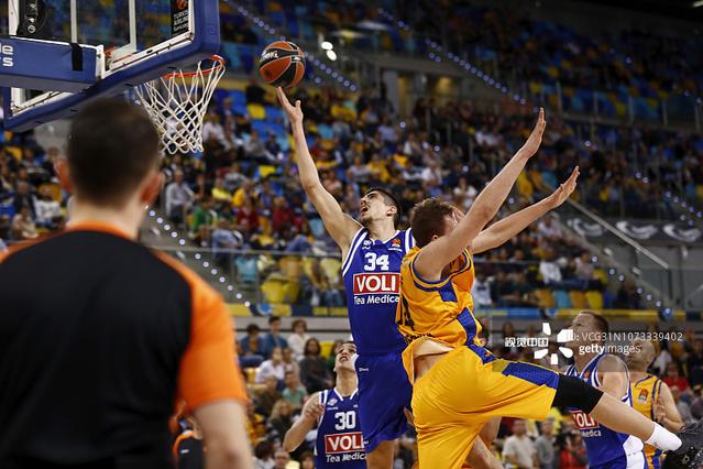 明年加盟切尔西，萨特帕耶夫成首位欧冠进球的哈萨克斯坦球员（萨特帕耶夫将于明年加盟切尔西，成为哈萨克斯坦球员欧冠破门第一人）