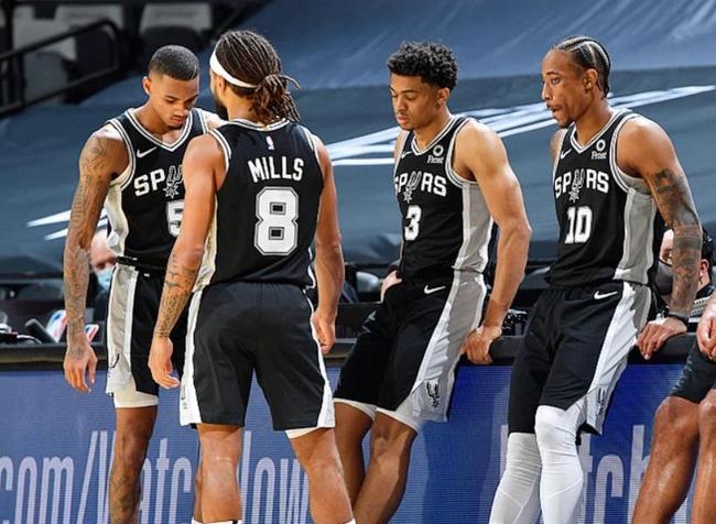 孔蒂：我们跑到了最后，也许只是跑得慢一些，就像一台柴油机（孔蒂：我们坚持到最后，或许只是慢了些，像台柴油机）