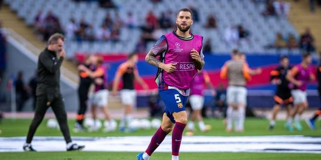 萨巴莱塔：西班牙人在世青赛后曾想签下梅西，但巴萨断然拒绝（萨巴莱塔：世青赛后西班牙人曾寻求签下梅西，巴萨坚决拒绝）