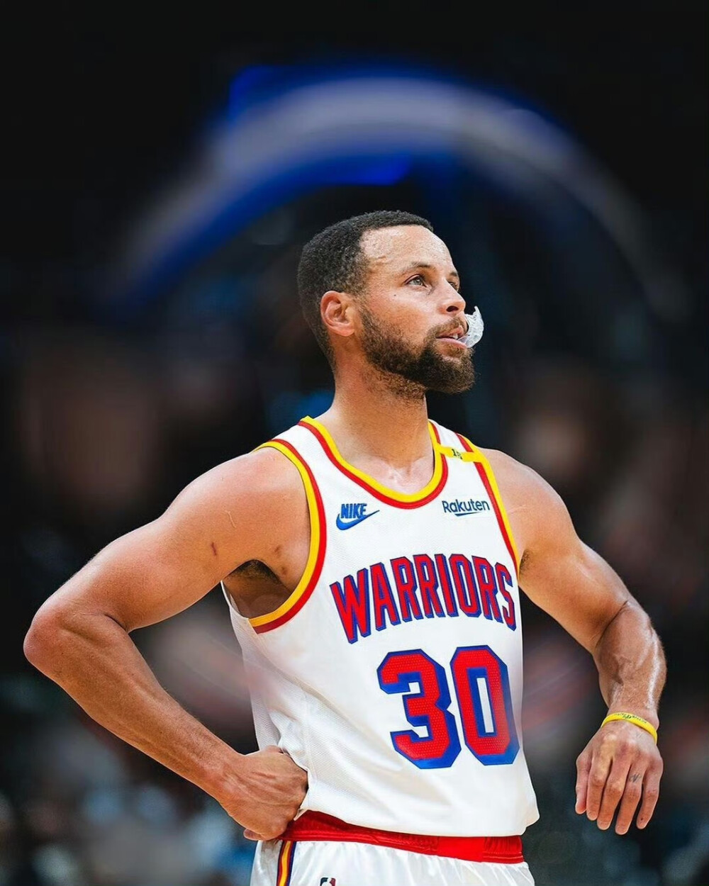 意大利女排险胜土耳其队，第二次获世锦赛冠军，瓦尔加斯空砍33分（意大利女排险胜土耳其，二夺世锦赛桂冠，瓦尔加斯33分难救主）