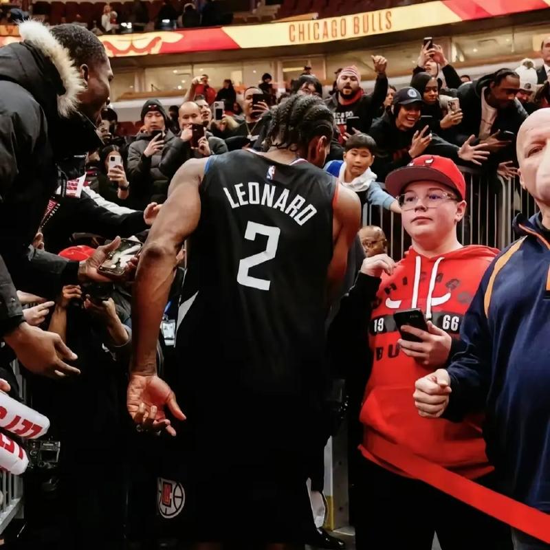 U18国足11月集训名单：魏祥鑫入选，海外球员谢初筠在列（U18国足11月集训名单公布：魏祥鑫上榜，旅外球员谢初筠在列）