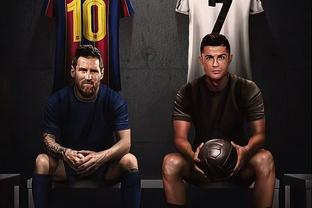 半场战报：汉堡0-1云达不莱梅，斯特奇破门（半场速递：汉堡暂0-1落后云达不莱梅，斯特奇打破僵局）