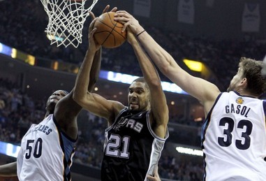 鹈鹕逆转火箭，一场精彩绝伦的篮球盛宴（鹈鹕翻盘火箭，奉献酣畅淋漓的篮球盛宴）