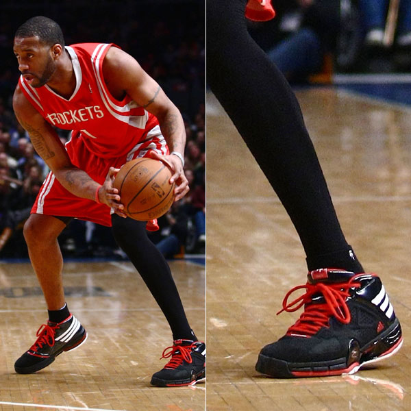 足坛年终大战淘汰赛实时赛况：安东尼微弱优势领先贝林厄姆（年终足坛淘汰赛即时战况：安东尼小幅领先贝林厄姆）