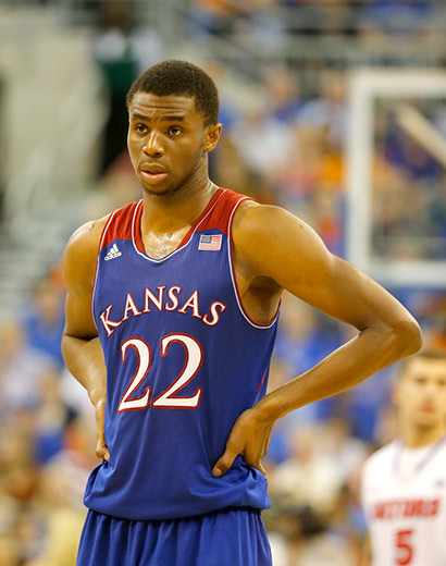 统治表现！韩旭狂轰28+13带队三连胜，正负值高达+35（韩旭爆砍28分13板率队豪取三连胜，正负值+35尽显统治力）