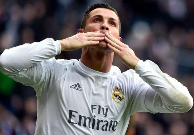 掘金约基奇豪取三双助球队连胜（约基奇砍下三双率掘金延续连胜）